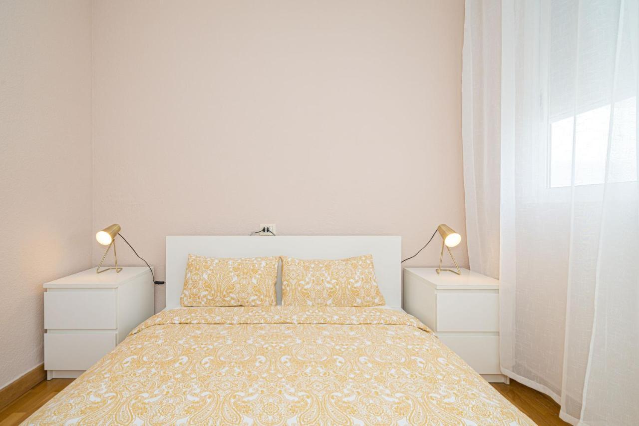 Casa Terra: Apartment 50 Meters From The Beach 또레비에하 외부 사진