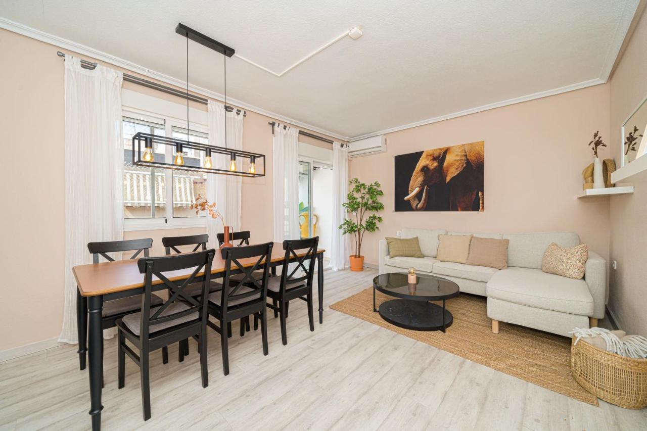 Casa Terra: Apartment 50 Meters From The Beach 또레비에하 외부 사진