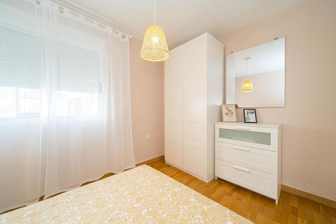 Casa Terra: Apartment 50 Meters From The Beach 또레비에하 외부 사진