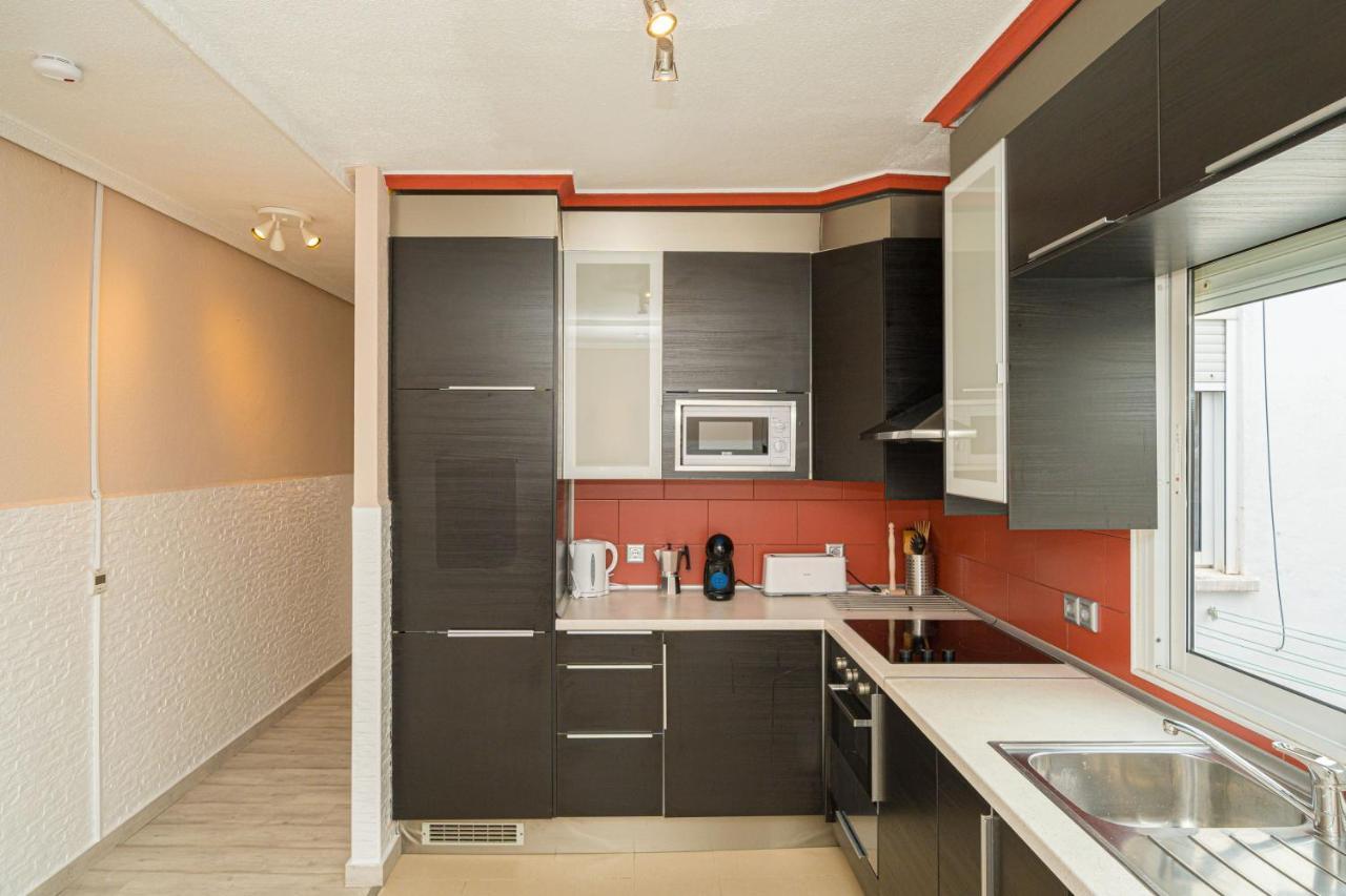 Casa Terra: Apartment 50 Meters From The Beach 또레비에하 외부 사진