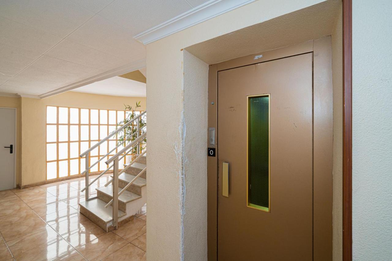 Casa Terra: Apartment 50 Meters From The Beach 또레비에하 외부 사진