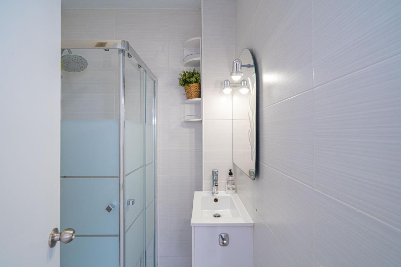 Casa Terra: Apartment 50 Meters From The Beach 또레비에하 외부 사진